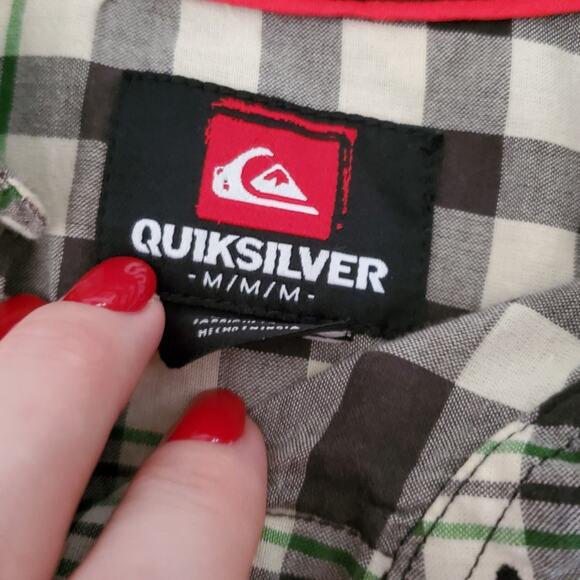 Quiksilver | Lightweight Plaid Button Up Shirt - Picture 6 of 8